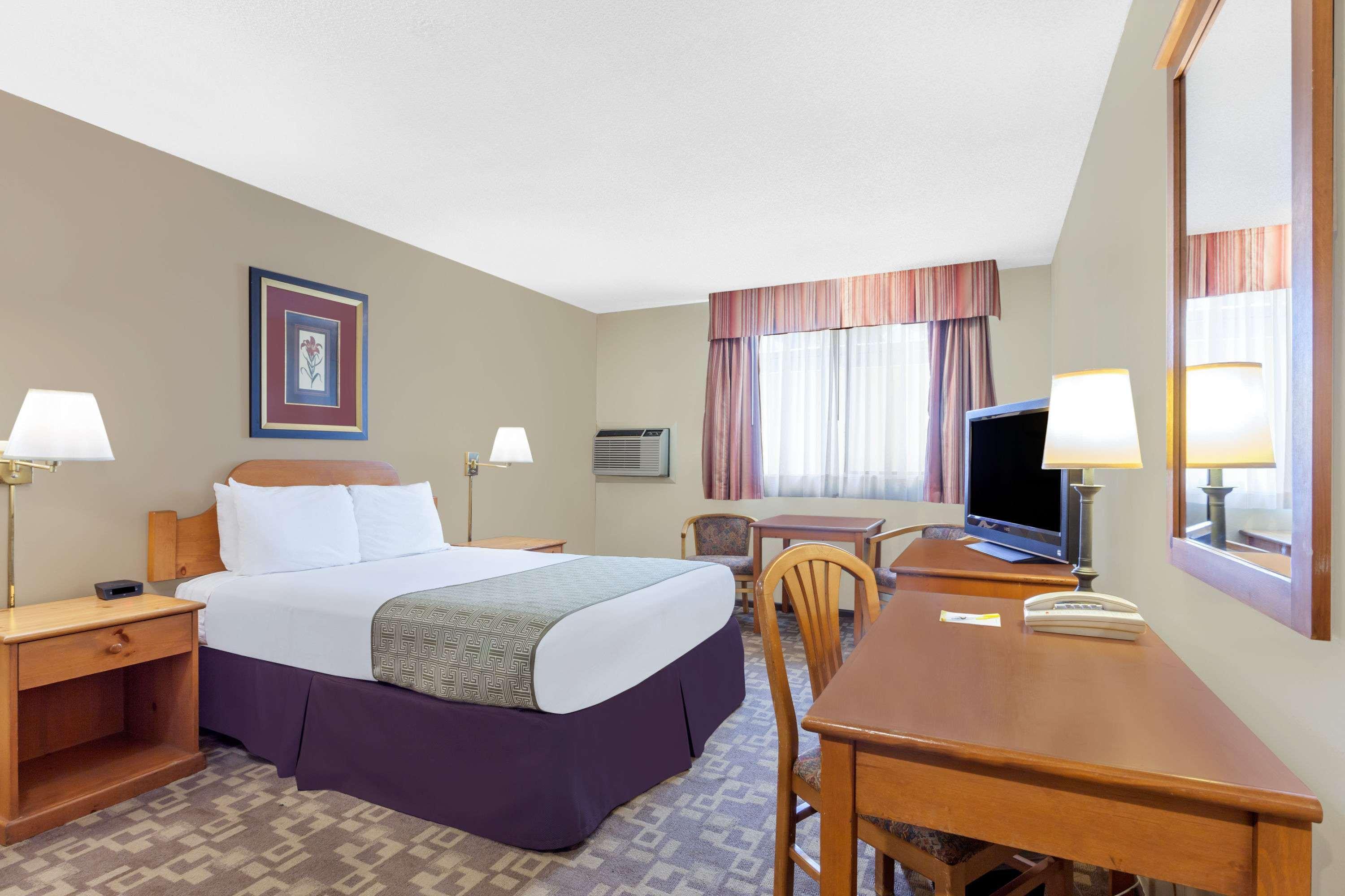 Days Inn By Wyndham Bellingham Wa Eksteriør bilde